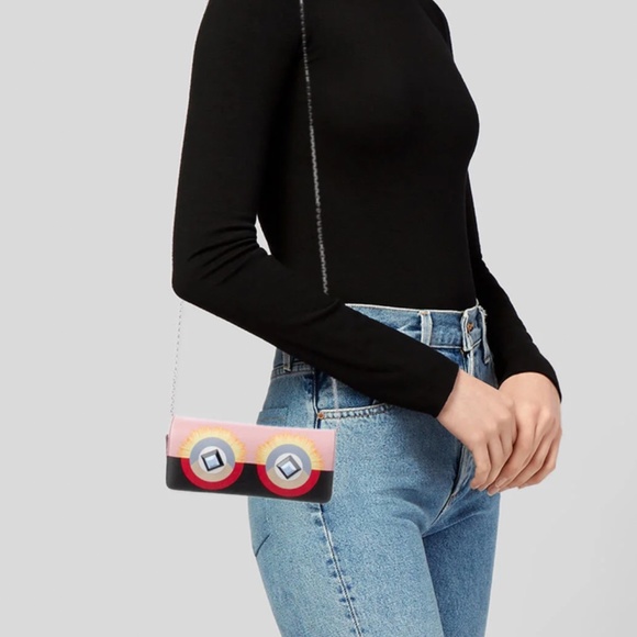 Fendi Monster Wallet On Chain Pink - Picture 1 of 12